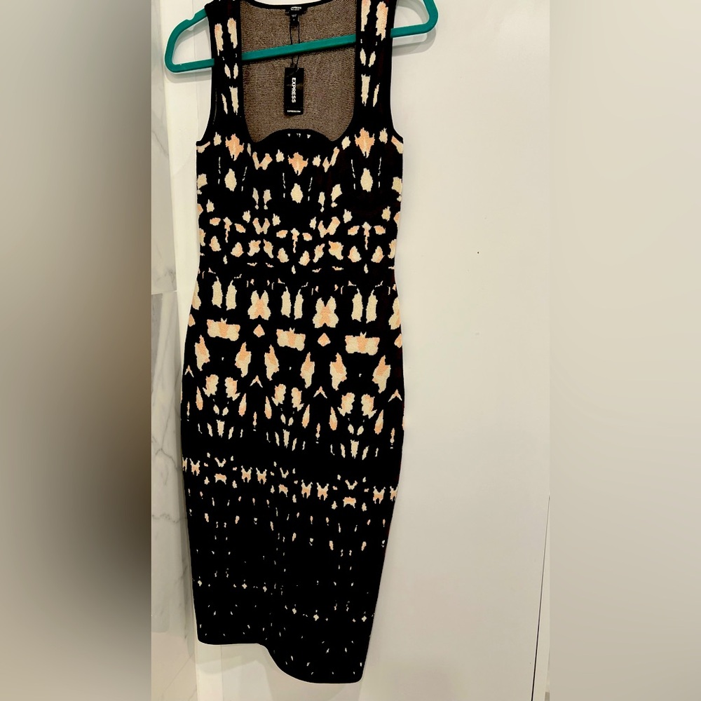 Chic & Stylish Express Knitted Dress – Perfect for Any Occasion